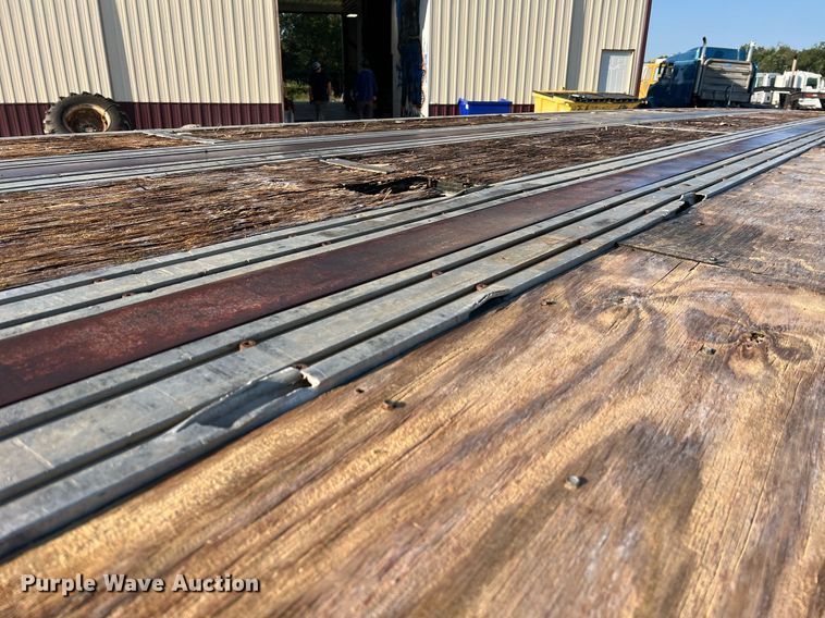 image for item NA9191 1993 Transcraft Eagle W2 45X96  flatbed trailer