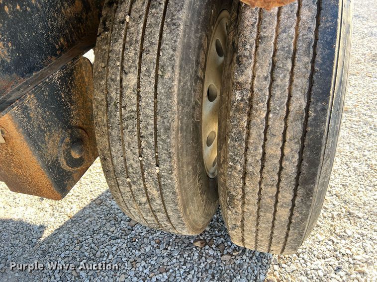 image for item NA9191 1993 Transcraft Eagle W2 45X96  flatbed trailer