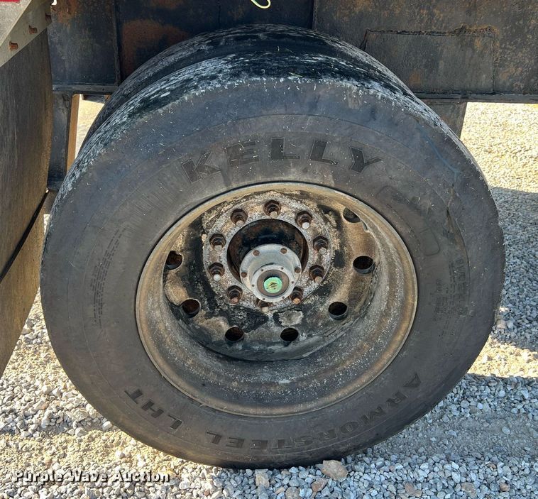 image for item NA9191 1993 Transcraft Eagle W2 45X96  flatbed trailer