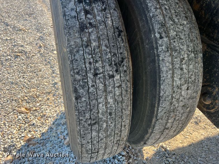 image for item NA9191 1993 Transcraft Eagle W2 45X96  flatbed trailer