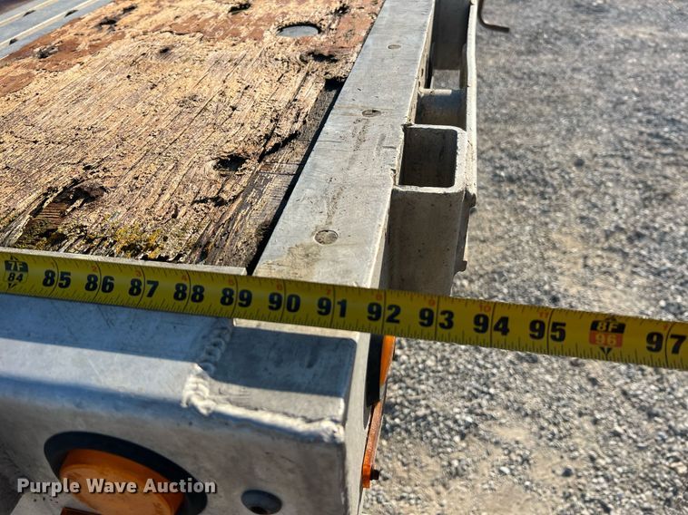 image for item NA9191 1993 Transcraft Eagle W2 45X96  flatbed trailer