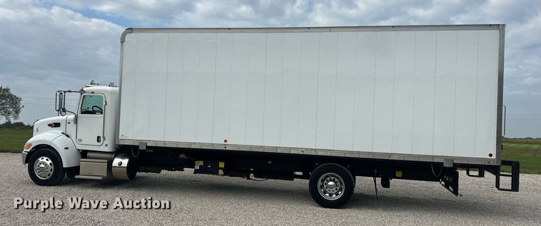 image for item NA9206 2019 Peterbilt 337 chassis lift truck