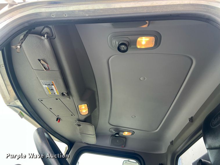 image for item NA9206 2019 Peterbilt 337 chassis lift truck