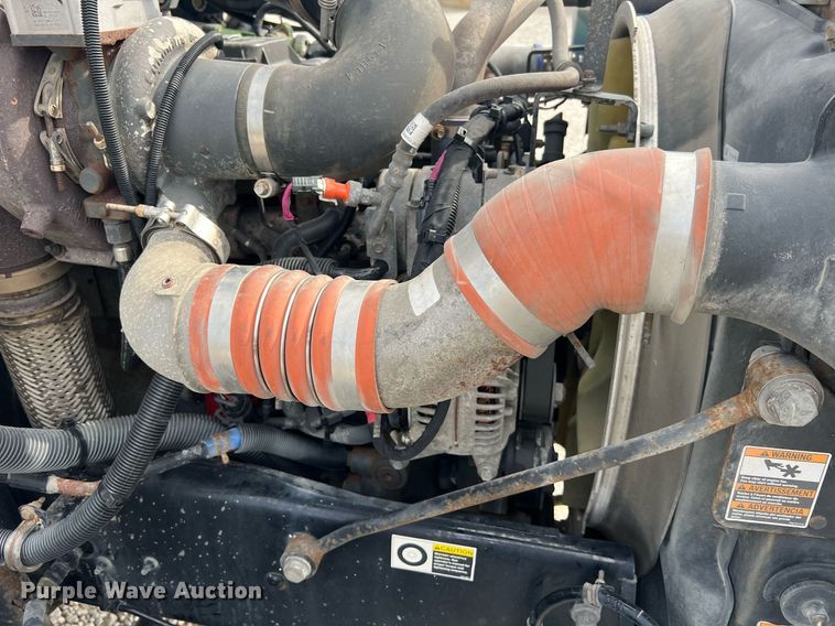 image for item NA9206 2019 Peterbilt 337 chassis lift truck