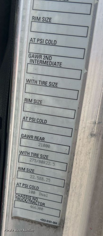 image for item NA9206 2019 Peterbilt 337 chassis lift truck