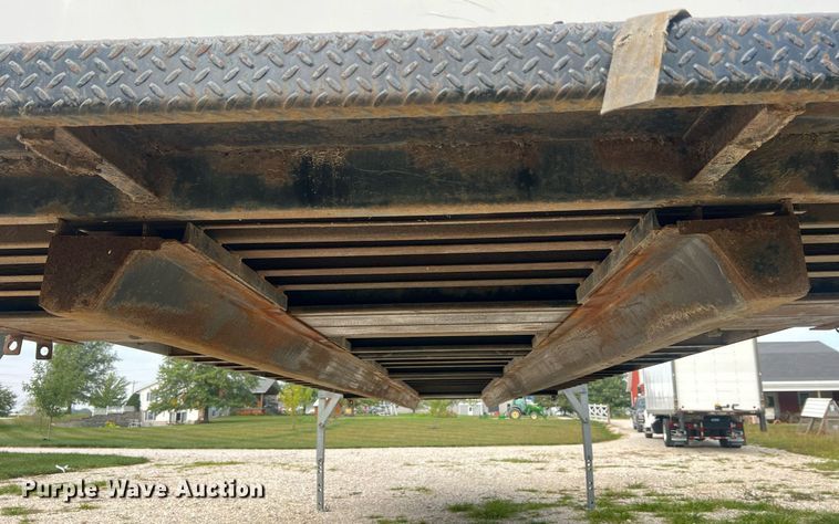 image for item NA9207 2013 Brown Industries  491725261 swap body box bed