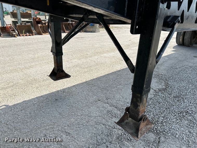 image for item NL9452 1999 Trail King TK60SSD-392  side dump trailer