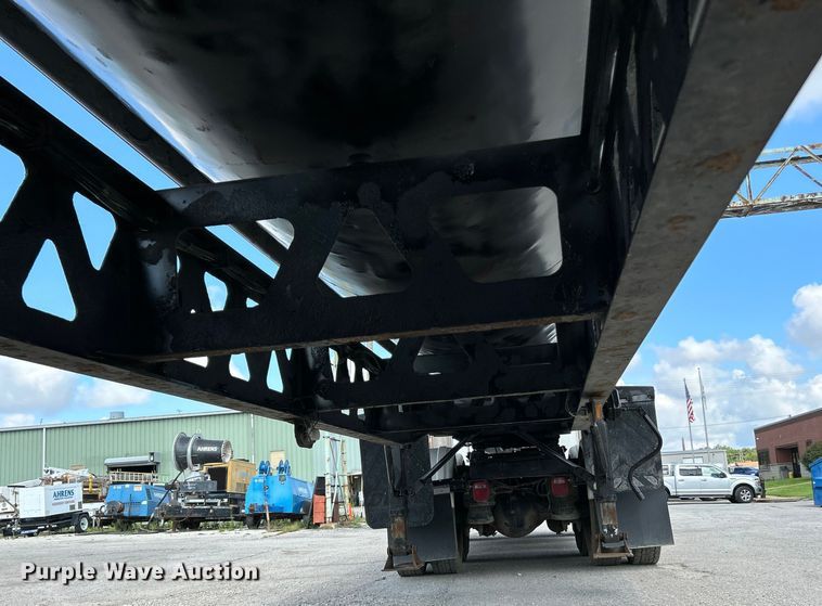 image for item NL9452 1999 Trail King TK60SSD-392  side dump trailer