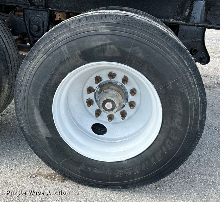 image for item NL9452 1999 Trail King TK60SSD-392  side dump trailer