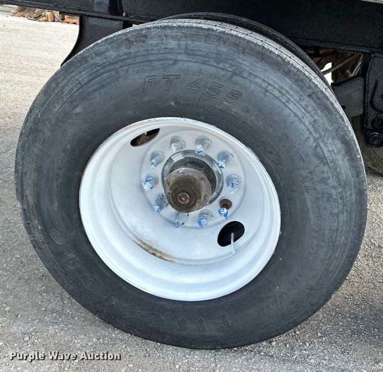 image for item NL9452 1999 Trail King TK60SSD-392  side dump trailer