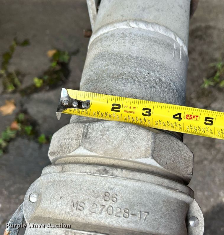 image for item NQ9820 1987 Fruehauf  tank trailer