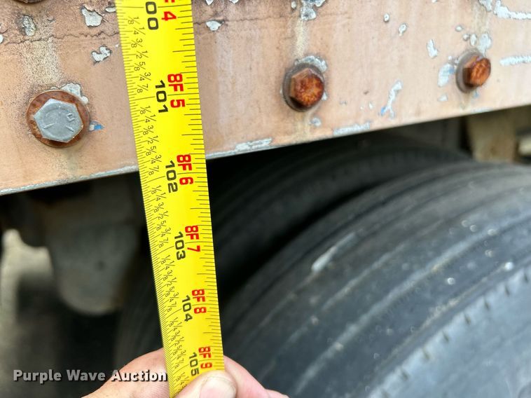 image for item NQ9822 1983 Strick  dry van trailer