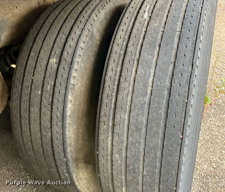 image for item NQ9822 1983 Strick  dry van trailer