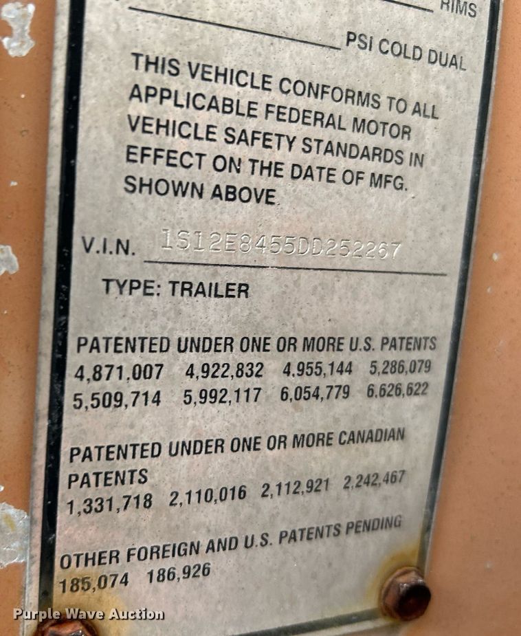 image for item NQ9822 1983 Strick  dry van trailer