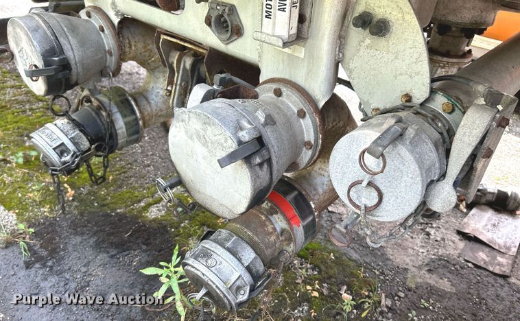 image for item NQ9826 1983 Clough  tank trailer