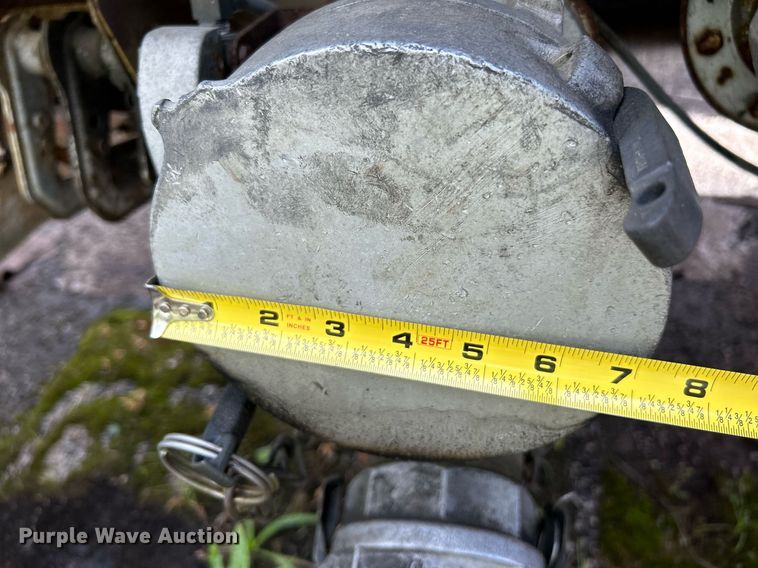 image for item NQ9826 1983 Clough  tank trailer