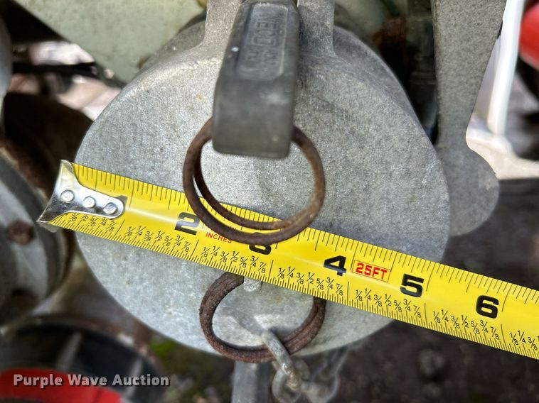 image for item NQ9826 1983 Clough  tank trailer