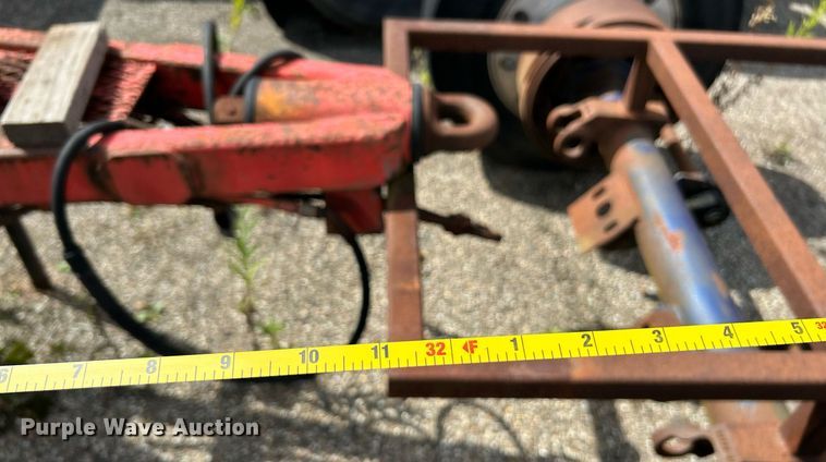 image for item NQ9826 1983 Clough  tank trailer