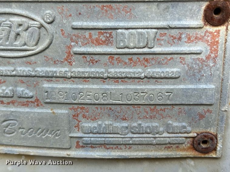 image for item NQ9832 1990 Brown  refuse trailer