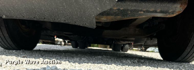 image for item NQ9863 2015 Volvo VNL  semi truck