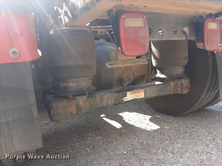 image for item NV9317 2009 Kenworth W900  semi truck