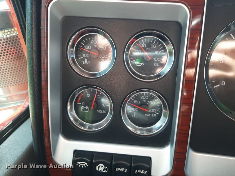 image for item NV9317 2009 Kenworth W900  semi truck