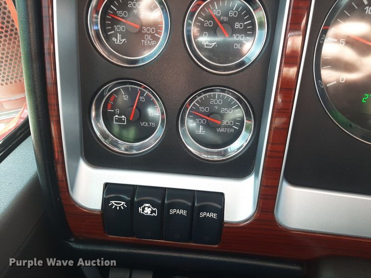 image for item NV9317 2009 Kenworth W900  semi truck