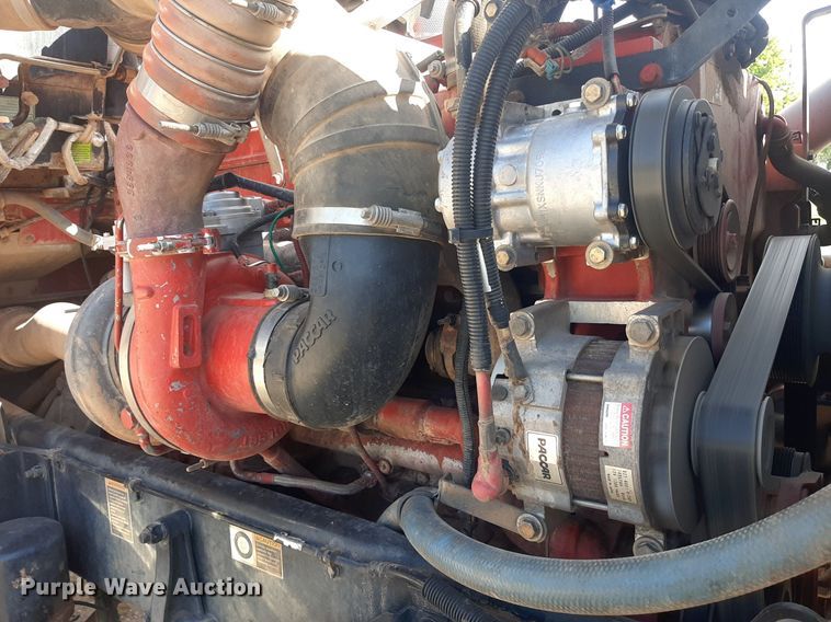 image for item NV9317 2009 Kenworth W900  semi truck