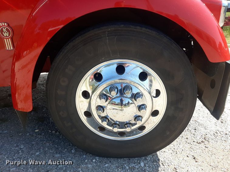 image for item NV9317 2009 Kenworth W900  semi truck