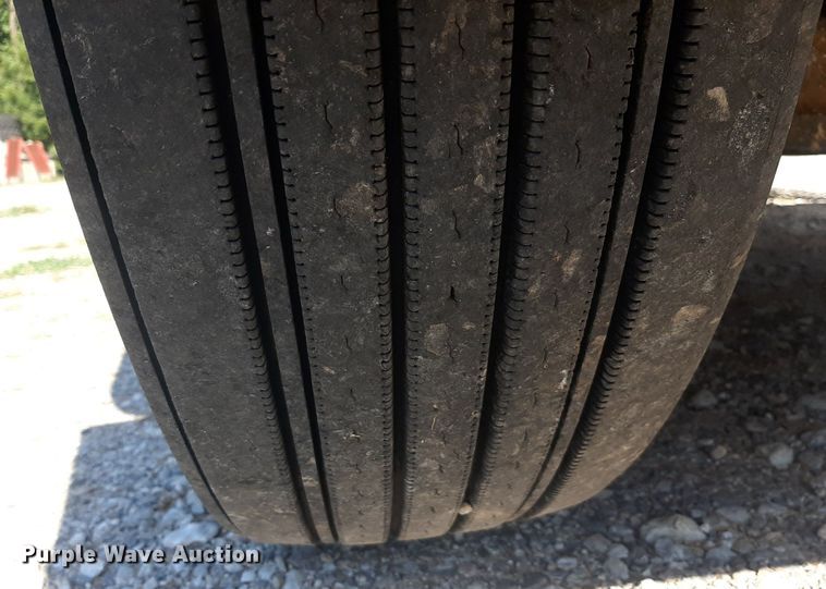 image for item NV9317 2009 Kenworth W900  semi truck