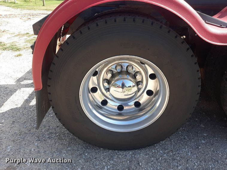 image for item NV9317 2009 Kenworth W900  semi truck