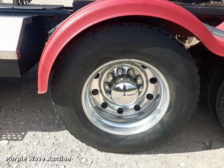 image for item NV9317 2009 Kenworth W900  semi truck