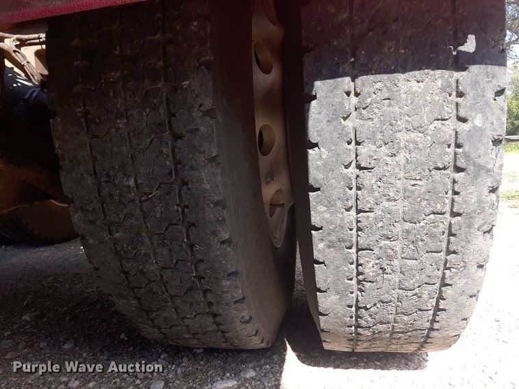 image for item NV9317 2009 Kenworth W900  semi truck