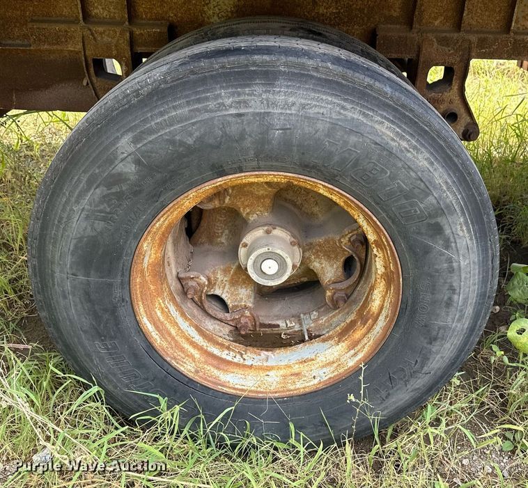 image for item NX9707 1972 Lufkin TFV-1P  dry van trailer