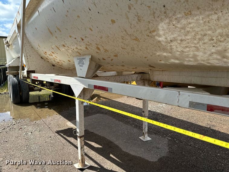 image for item NX9709 2001 CPS  end dump trailer