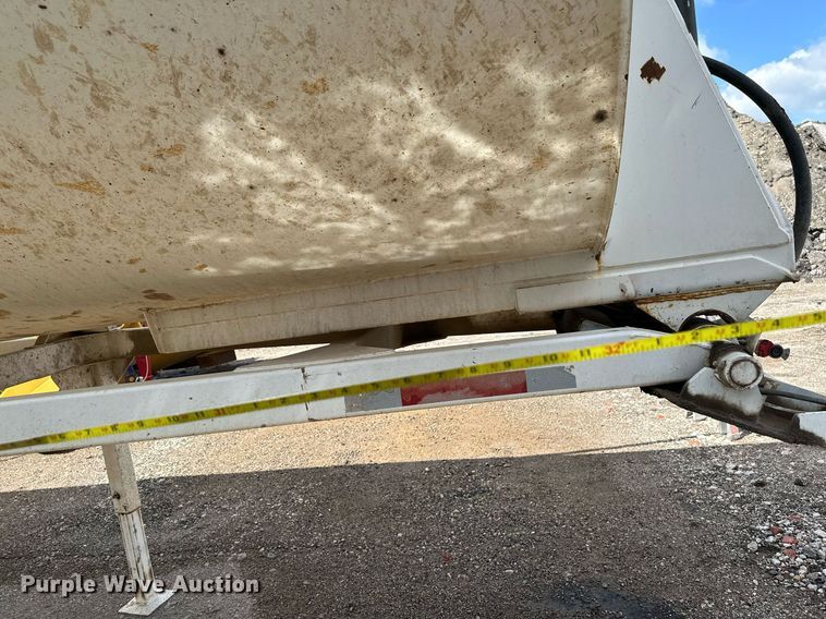 image for item NX9709 2001 CPS  end dump trailer