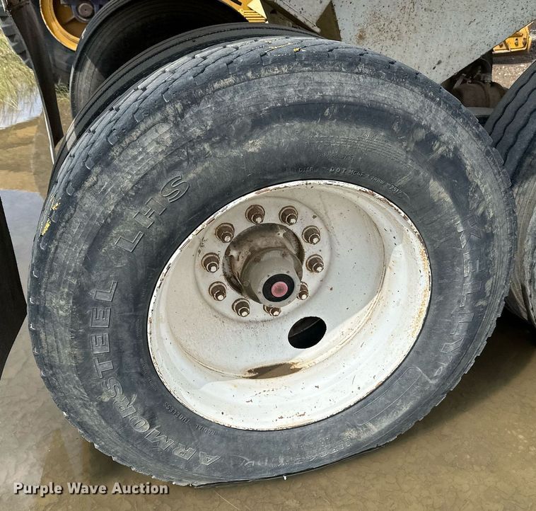 image for item NX9709 2001 CPS  end dump trailer