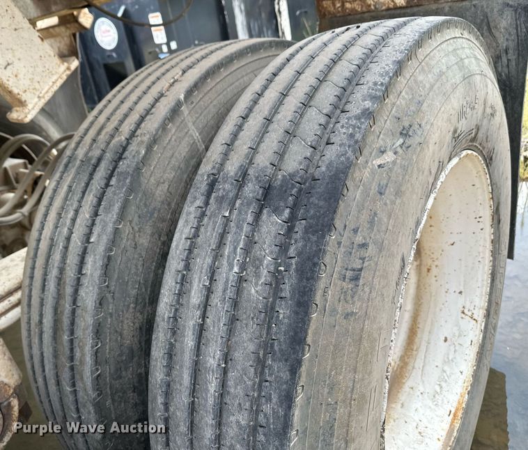 image for item NX9709 2001 CPS  end dump trailer