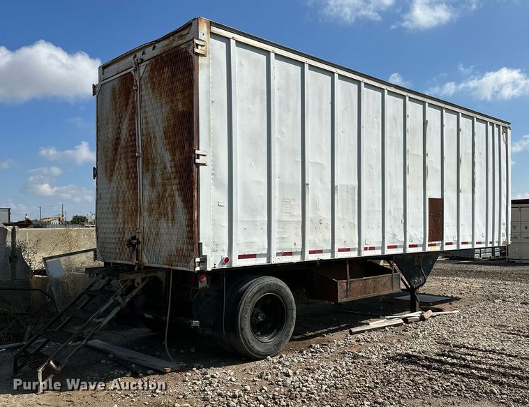 image for item NX9710 1971 Trailmobile A31A-1SAW  dry van trailer