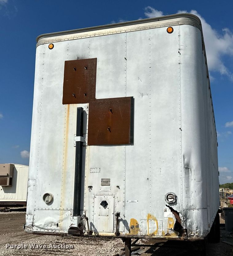 image for item NX9710 1971 Trailmobile A31A-1SAW  dry van trailer