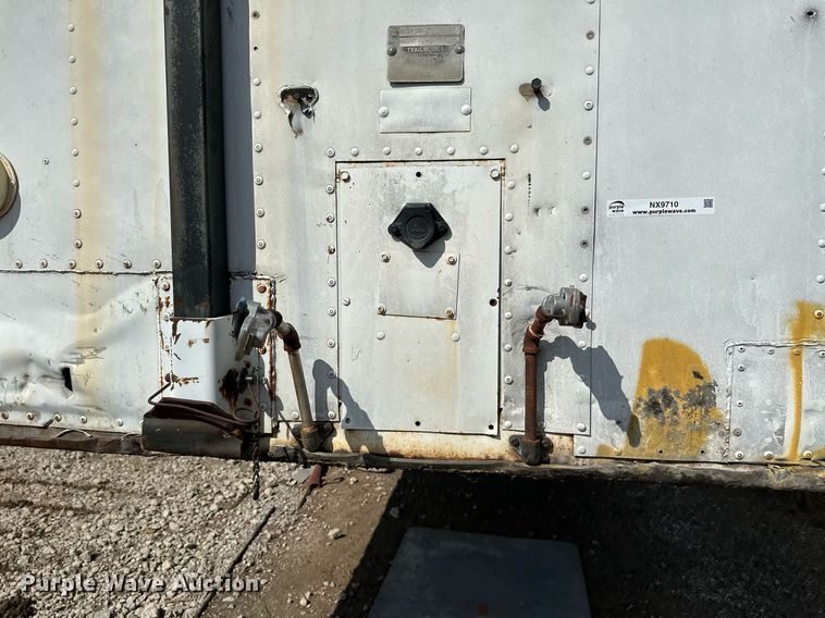 image for item NX9710 1971 Trailmobile A31A-1SAW  dry van trailer