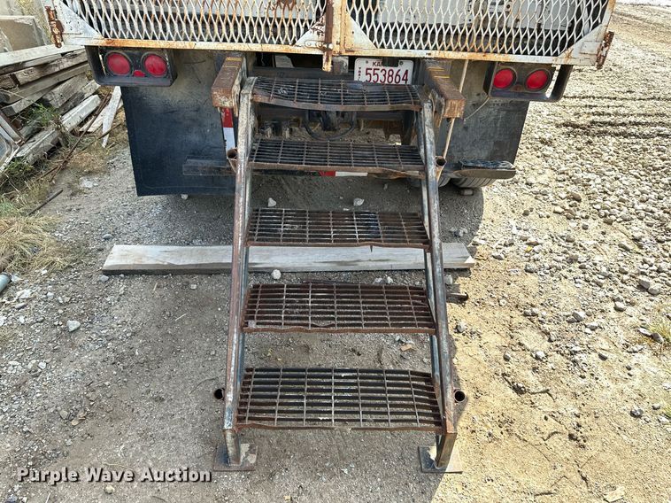 image for item NX9710 1971 Trailmobile A31A-1SAW  dry van trailer