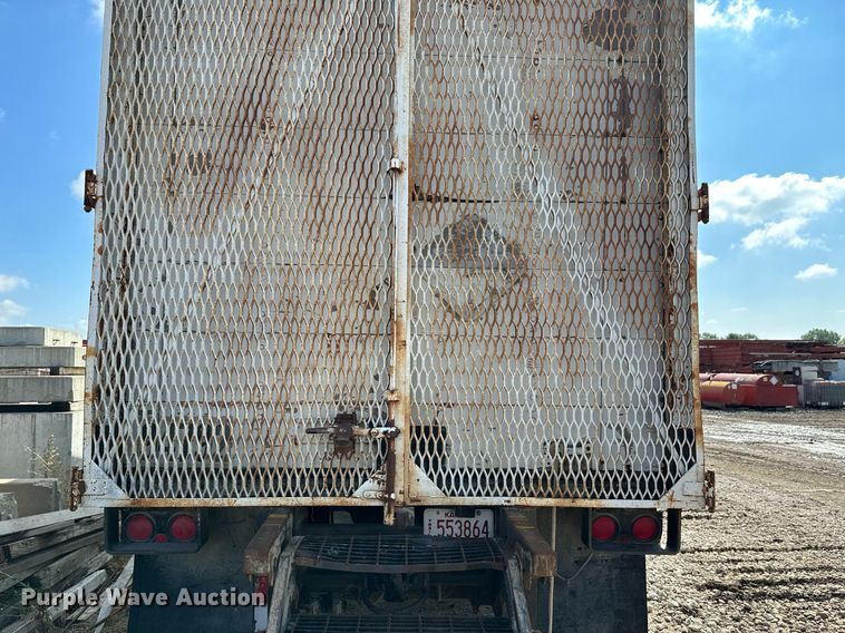 image for item NX9710 1971 Trailmobile A31A-1SAW  dry van trailer