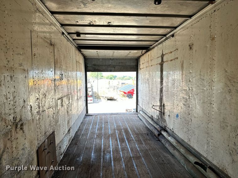 image for item NX9710 1971 Trailmobile A31A-1SAW  dry van trailer