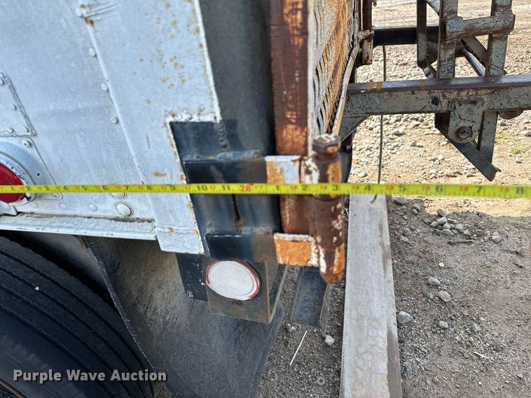 image for item NX9710 1971 Trailmobile A31A-1SAW  dry van trailer