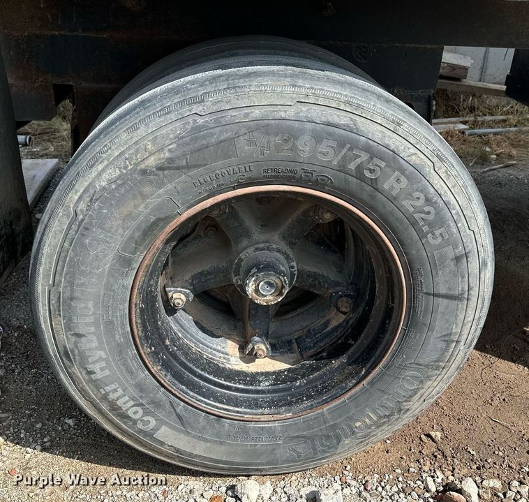 image for item NX9710 1971 Trailmobile A31A-1SAW  dry van trailer