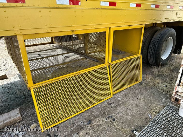 image for item NX9712 1972 Lufkin TFV-1P  dry van trailer