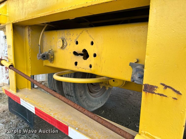 image for item NX9712 1972 Lufkin TFV-1P  dry van trailer