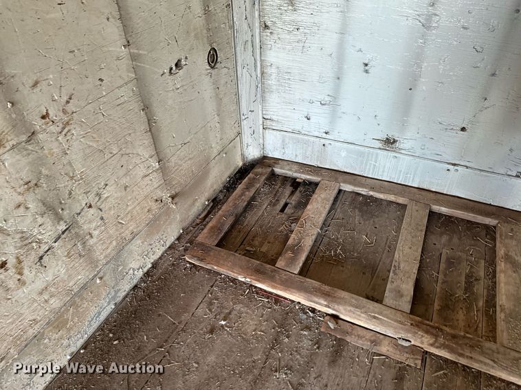 image for item NX9713 1972 Pike  dry van trailer