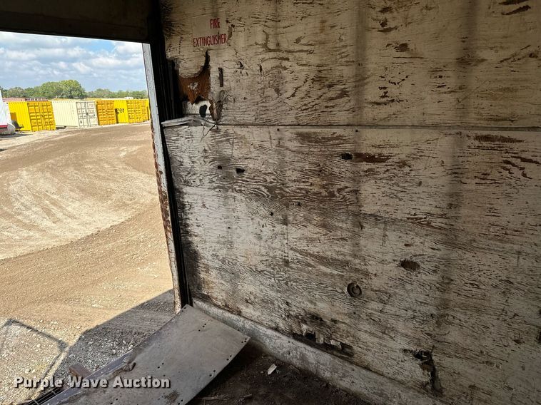 image for item NX9713 1972 Pike  dry van trailer